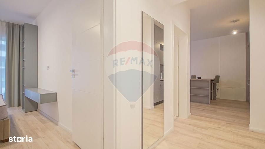 Apartament cu 3 camere, mobilat în Tractorul