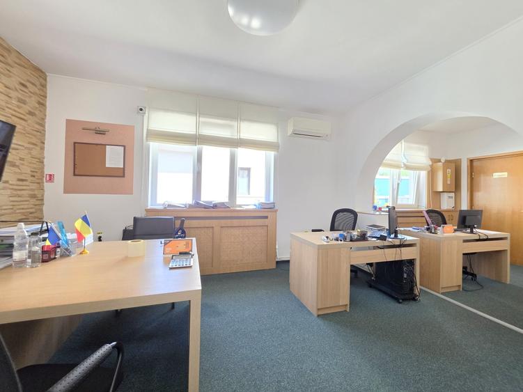 Casă individuală cu 2 camere cu Teren 200 Mp în Muncii