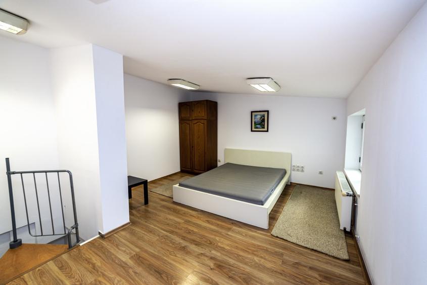 Apartament cu 2 camere decomandat, mobilat în Parcul Carol