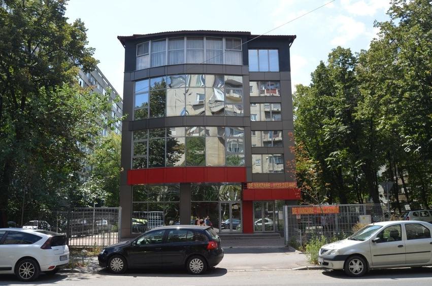 Birou, de 131 mp, în Lujerului