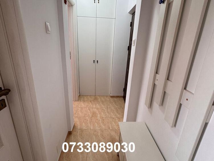 Apartament cu 3 camere semidecomandat în Drumul Taberei
