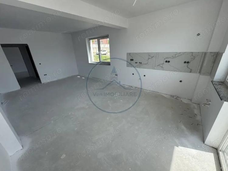 Apartament cu 2 camere semidecomandat în Cetății