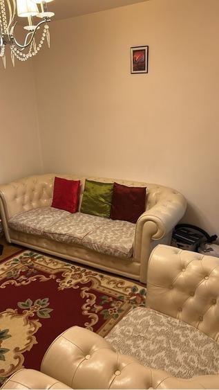 Apartament cu 3 camere decomandat în Sud
