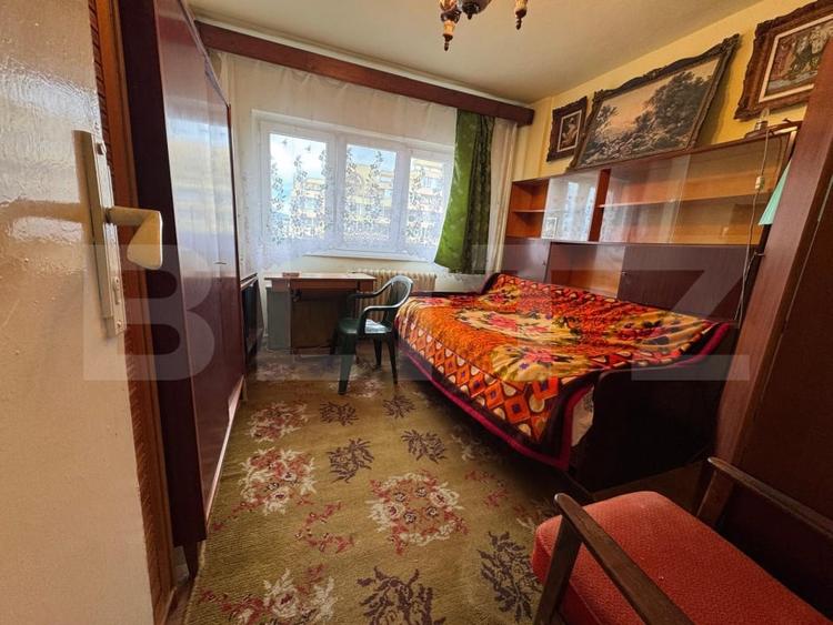 Apartament cu 2 camere decomandat, mobilat în Decebal
