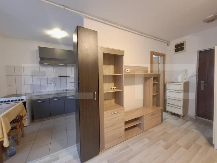 Garsonieră decomandată, mobilată în Bartolomeu