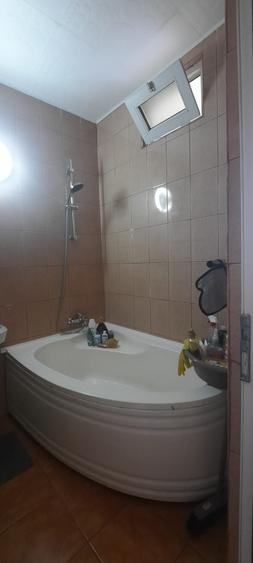 Garsonieră decomandată în Iosia