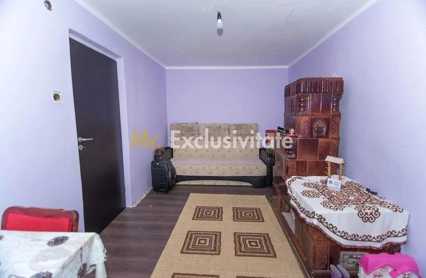 Casă cu 3 camere cu Teren 1000 Mp în Văcarea
