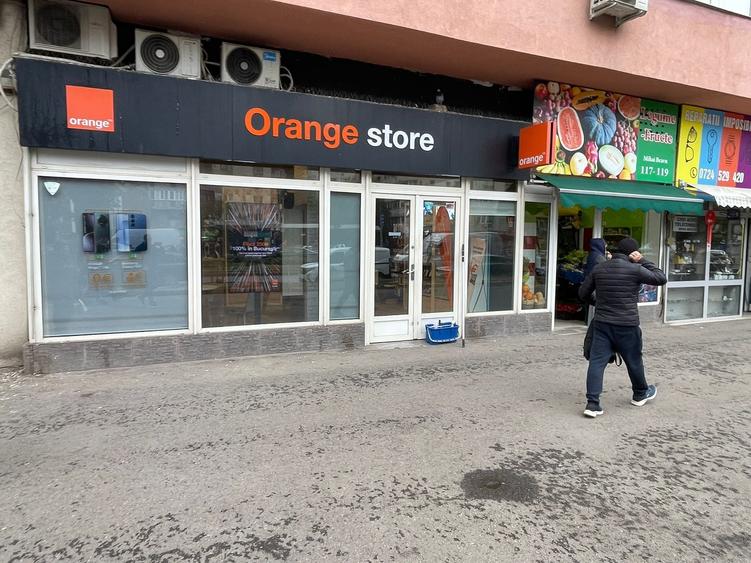 Spațiu comercial, de 85 mp, în Lacul Tei