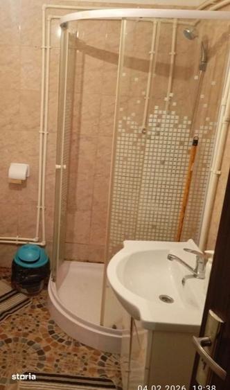 Casă cu 3 camere cu Teren 250 Mp în Lascăr Catargiu