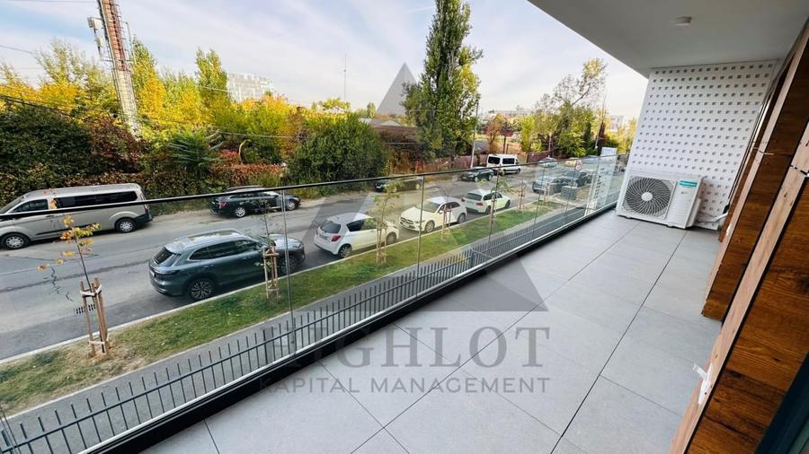 Apartament cu 3 camere decomandat, mobilat în Străulești
