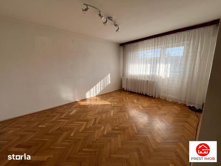 Apartament cu 4 camere în Central