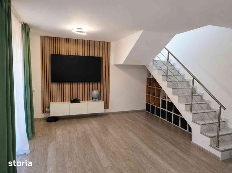 Casă cu 4 camere cu Teren 100 Mp în Central