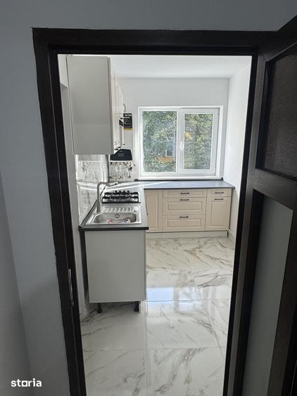 Apartament cu 2 camere decomandat în Exterior Vest