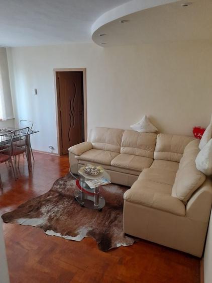 Apartament cu 2 camere nedecomandat în Central