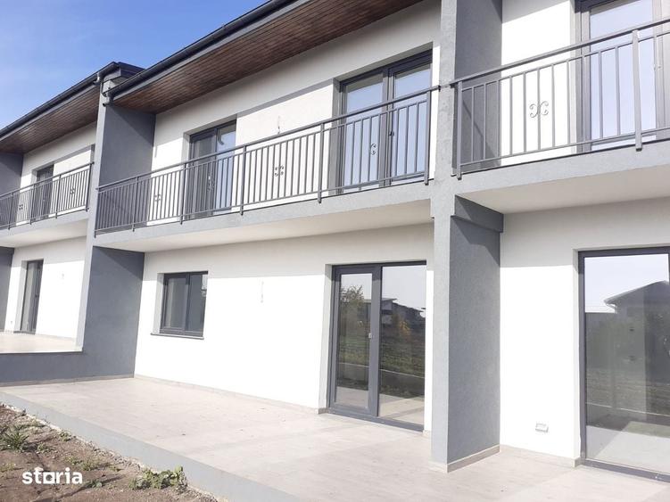 Casă cu 4 camere cu Teren 180 Mp în Valea Lupului