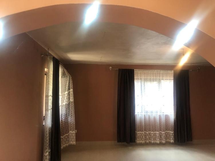 Duplex cu 5 camere cu Canalizare în Viforâta
