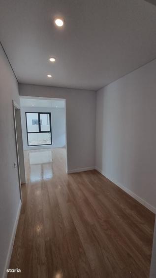 Casă cu 4 camere cu Teren 170 Mp în Central