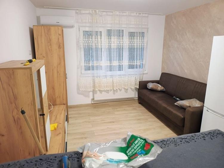 Garsonieră decomandată în Exterior Vest