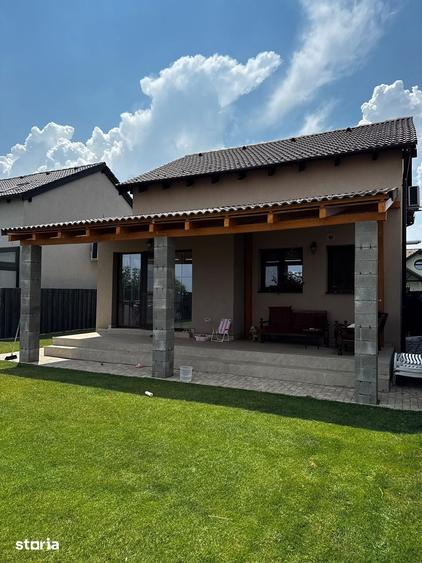 Casă cu 3 camere cu Teren 291 Mp în Central