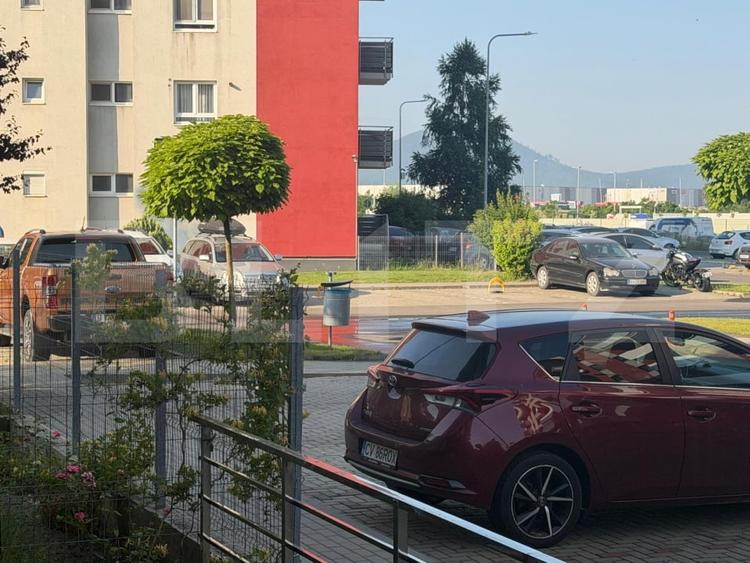 Apartament cu 2 camere decomandat, mobilat în Bartolomeu
