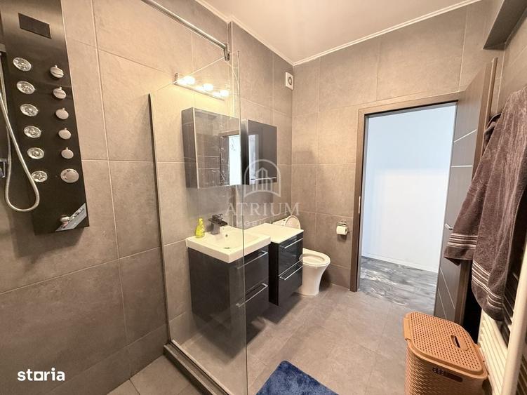 Apartament cu 3 camere semidecomandat în Ultracentral
