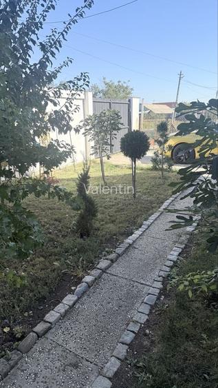 Se vinde casa vacanta