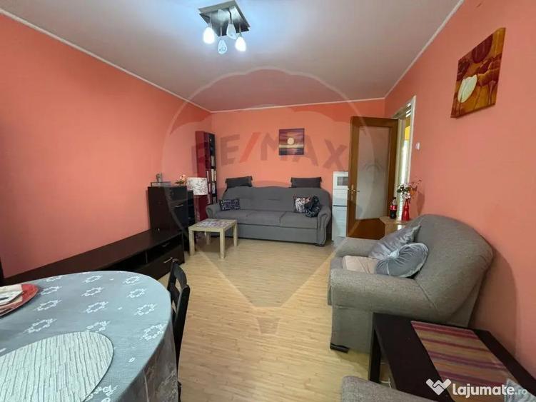 Apartament cu 3 camere decomandat în 1 Decembrie 1918