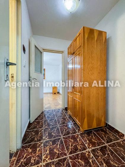Apartament cu 2 camere decomandat în Minerul