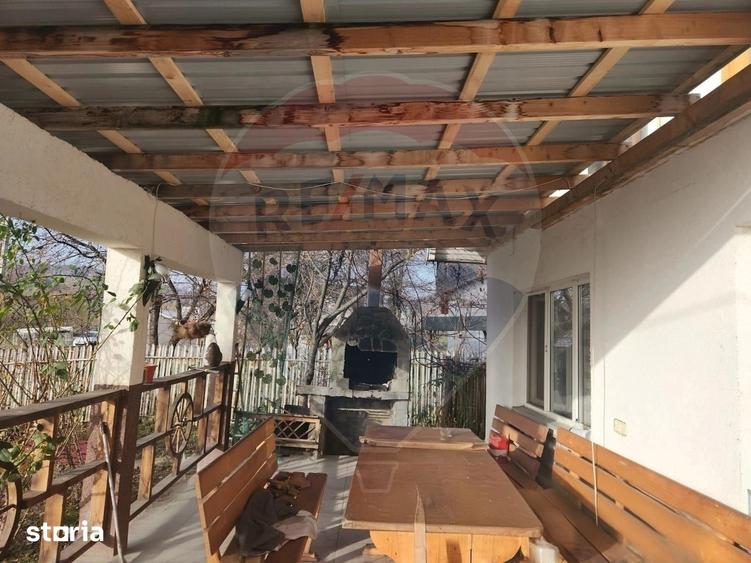 Casă cu 5 camere cu Teren 435 Mp în Cantacuzino
