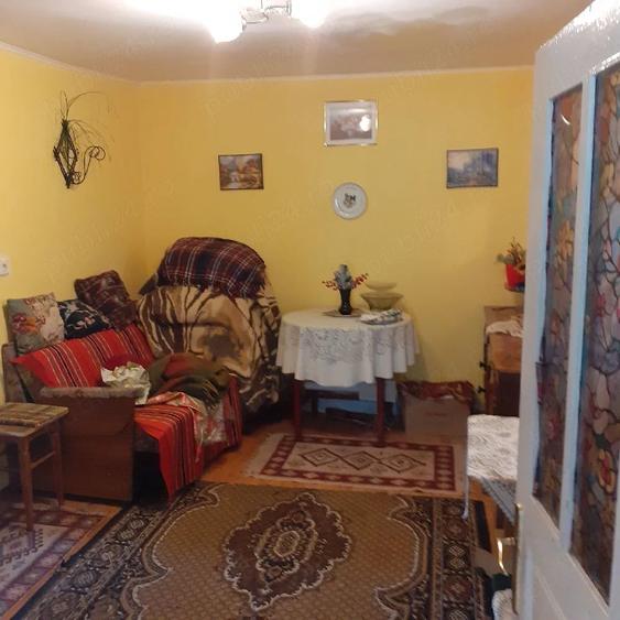 Casă cu 4 camere cu Teren 20 Mp în Central