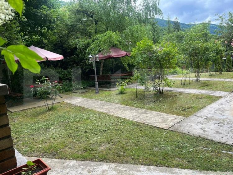 Casă cu 5 camere cu Teren 760 Mp în Central