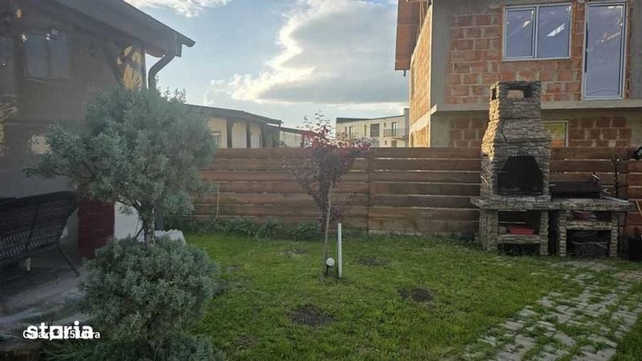 Casă cu 4 camere cu Teren 130 Mp în Bârnova