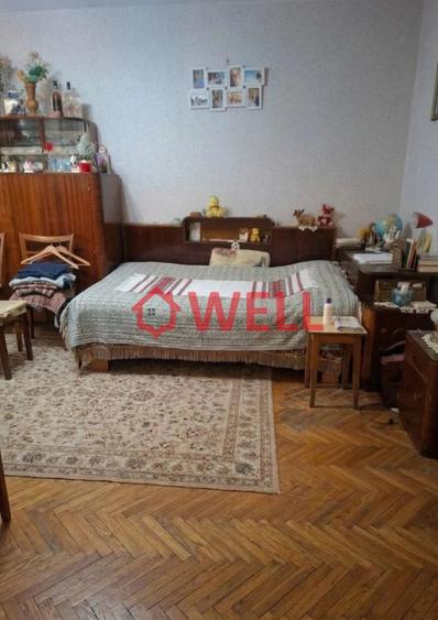 Apartament cu 3 camere decomandat în Tudor
