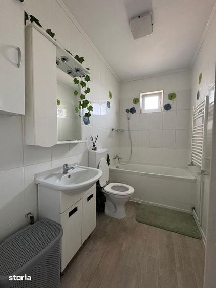 Apartament cu 3 camere decomandat în Sud