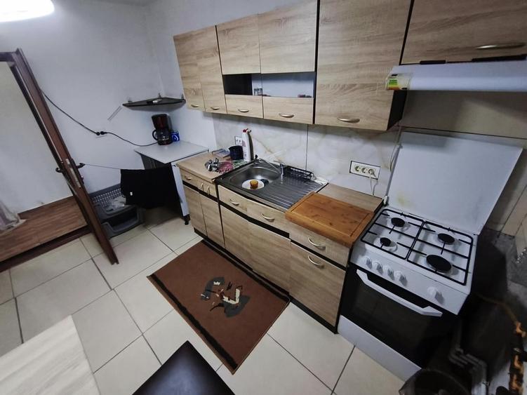 Casă cu 4 camere cu Teren 67 Mp în Central