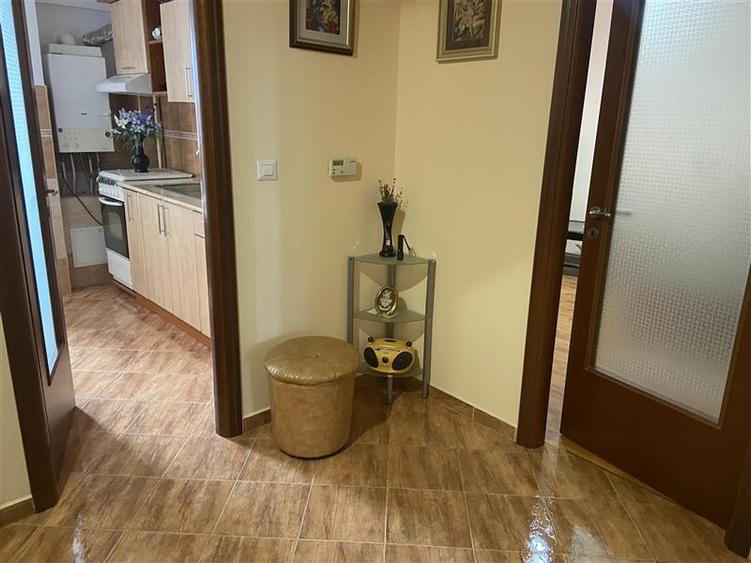 Apartament cu 2 camere decomandat, mobilat în Nord