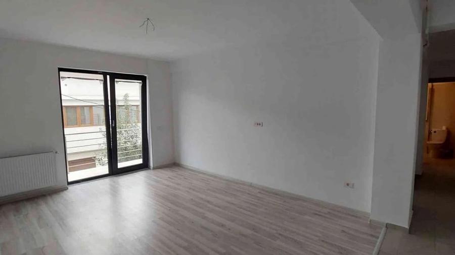 Apartament cu 2 camere decomandat, mobilat în Brâncoveanu