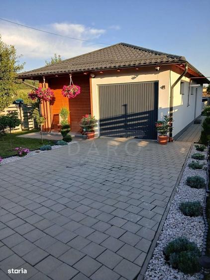 Casă cu 2 camere cu Teren 400 Mp în Ceuaș