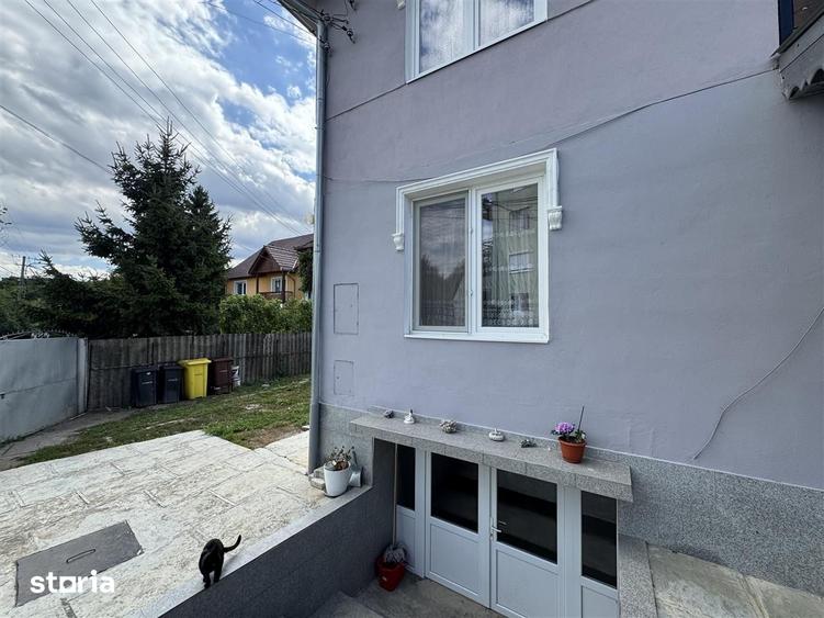 Casă cu 4 camere cu Teren 1280 Mp în Valea Aurie