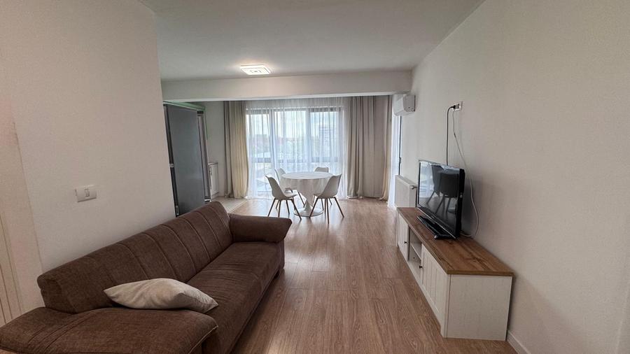 Apartament cu 3 camere nedecomandat în Iosia