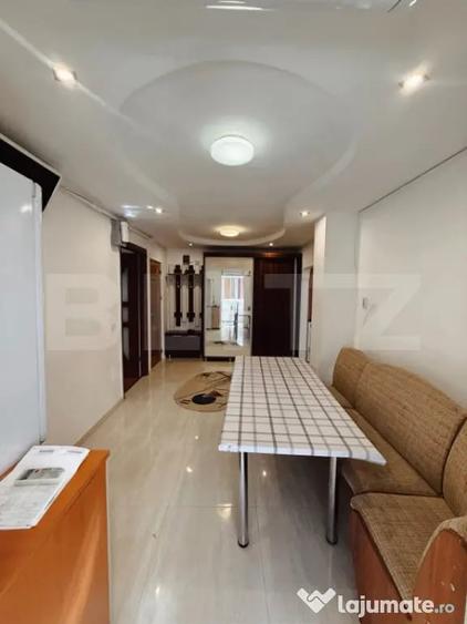 Apartament cu 2 camere decomandat în Central