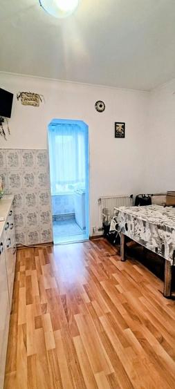 Apartament cu 3 camere decomandat în Ludoș