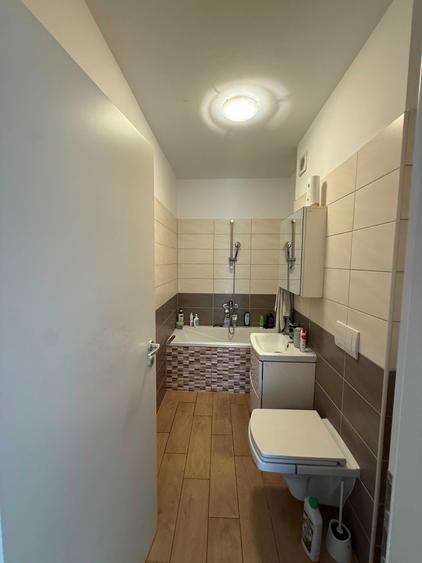 Apartament cu 2 camere decomandat în Exterior Vest