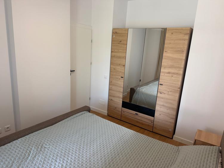 Apartament cu 2 camere decomandat în Florești