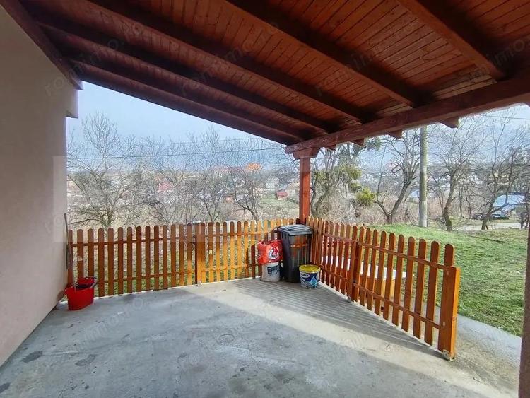 Casă cu 3 camere cu Teren 500 Mp în Aghireș