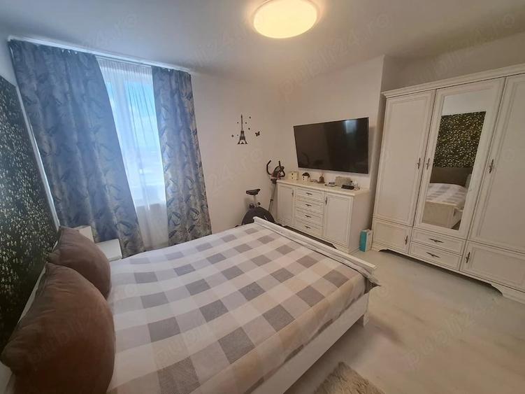 Apartament cu 4 camere nedecomandat în Central