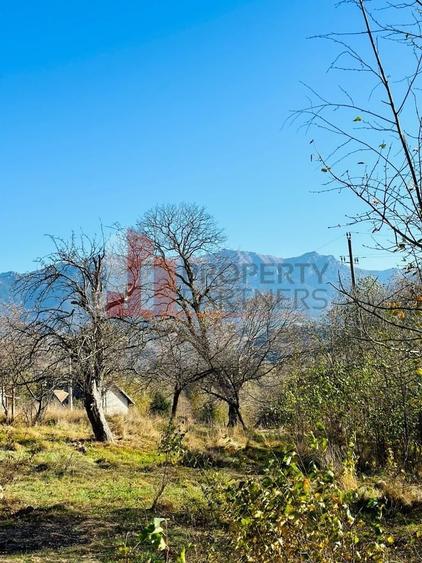 Teren Construcții intravilan de 1840 mp, în Bran