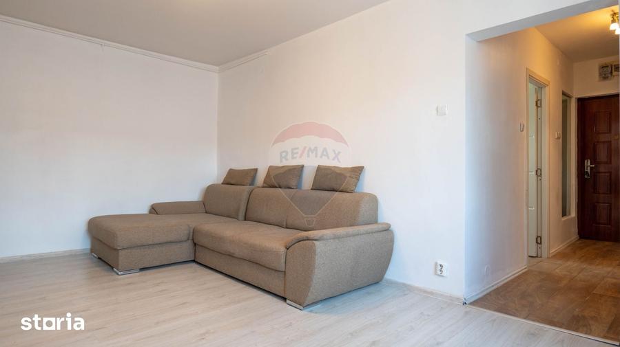 Apartament cu 2 camere semidecomandat în Pantelimon