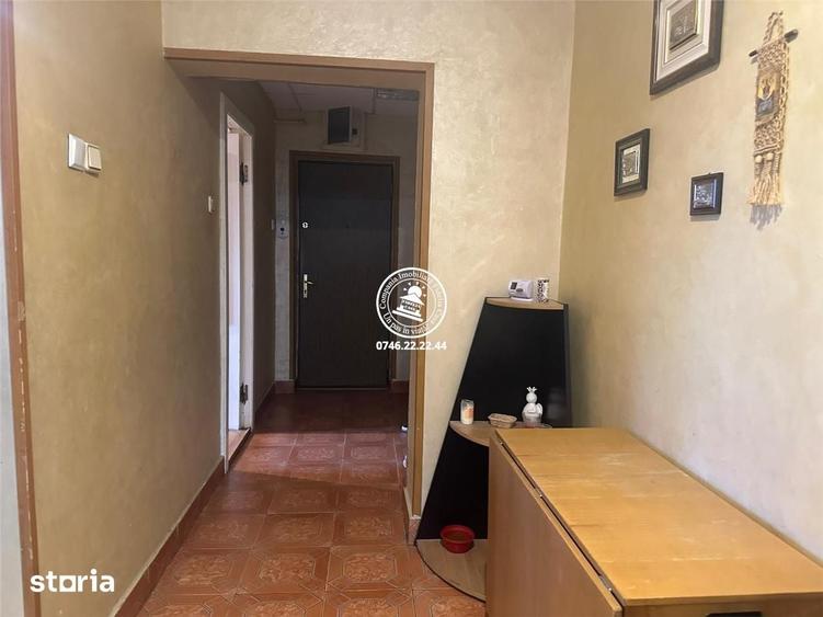 Apartament cu 4 camere decomandat, mobilat în Păcurari