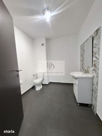 Casă cu 5 camere cu Teren 10 Mp în Central